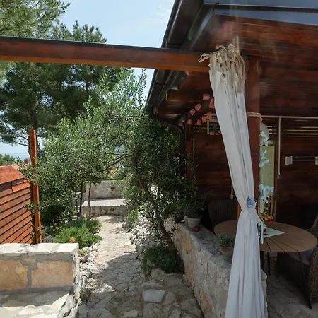 Zdena Apartament *